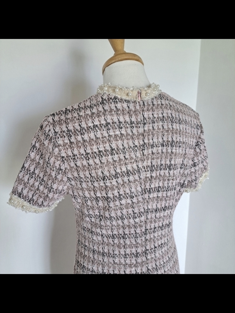 Pink Houndstooth Tweed Mini Dress Pearl Lace Trim Small - Picture 5 of 9